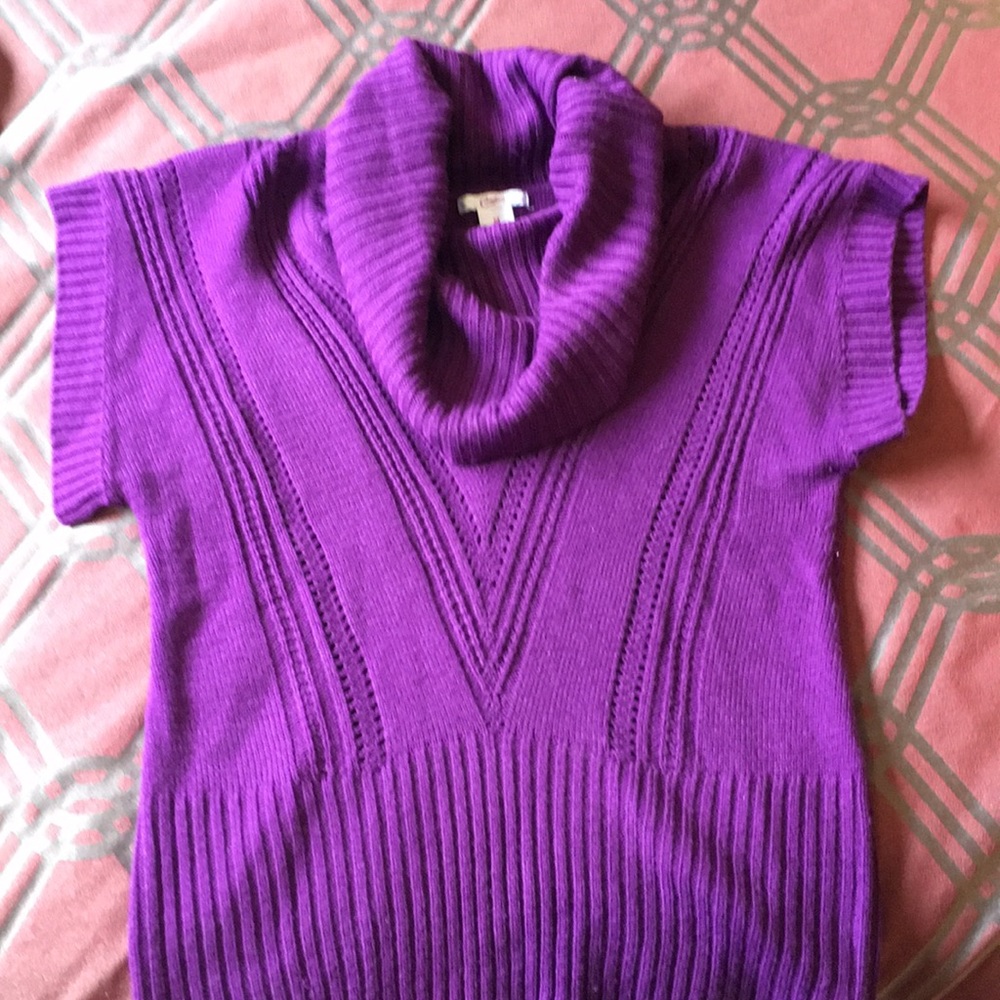 Candies Cowl Neck Short Sleeved Purple Sweater. MD